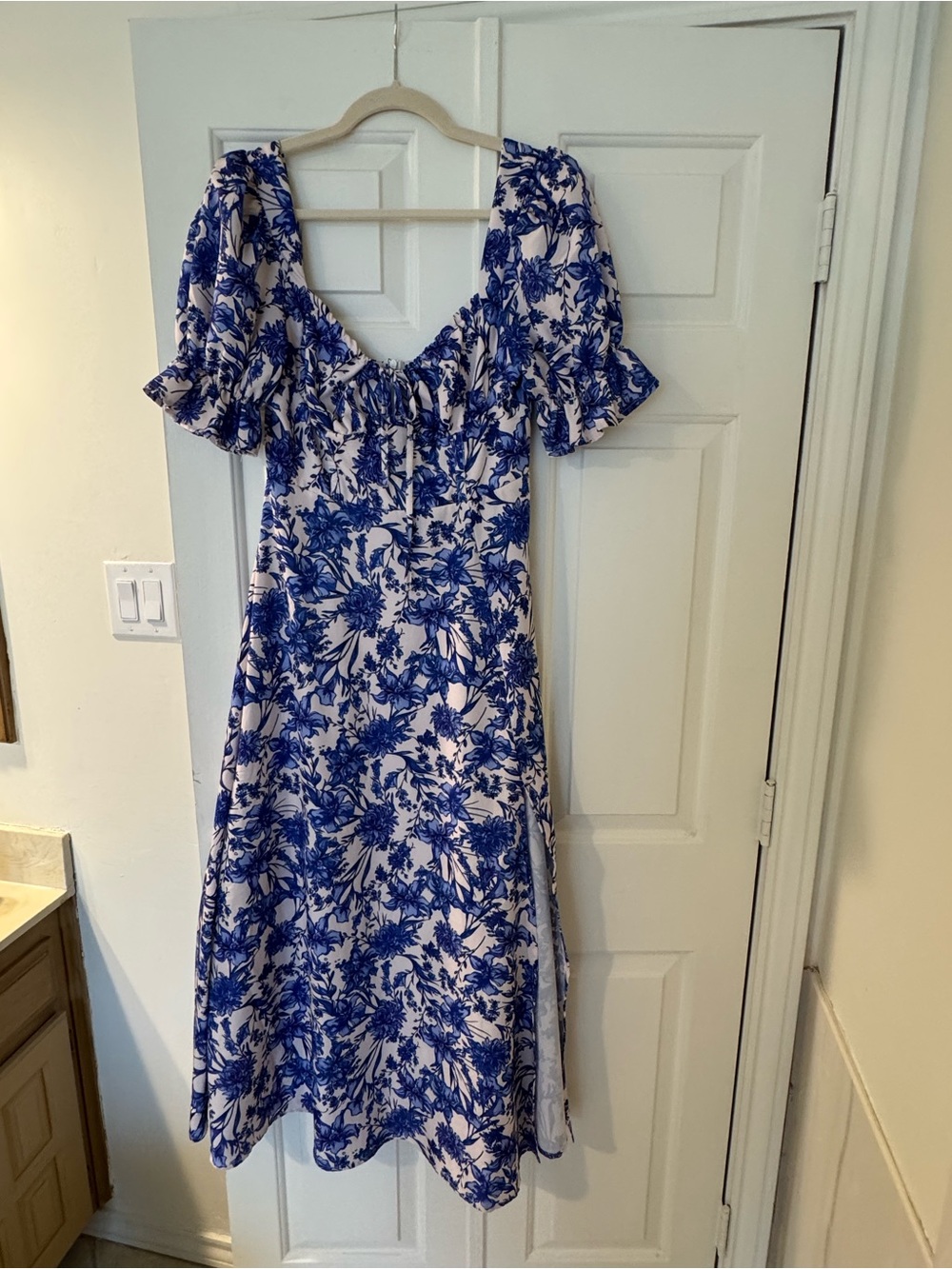 SHEIN Blue Floral Puff-Sleeve Midi Dress on White